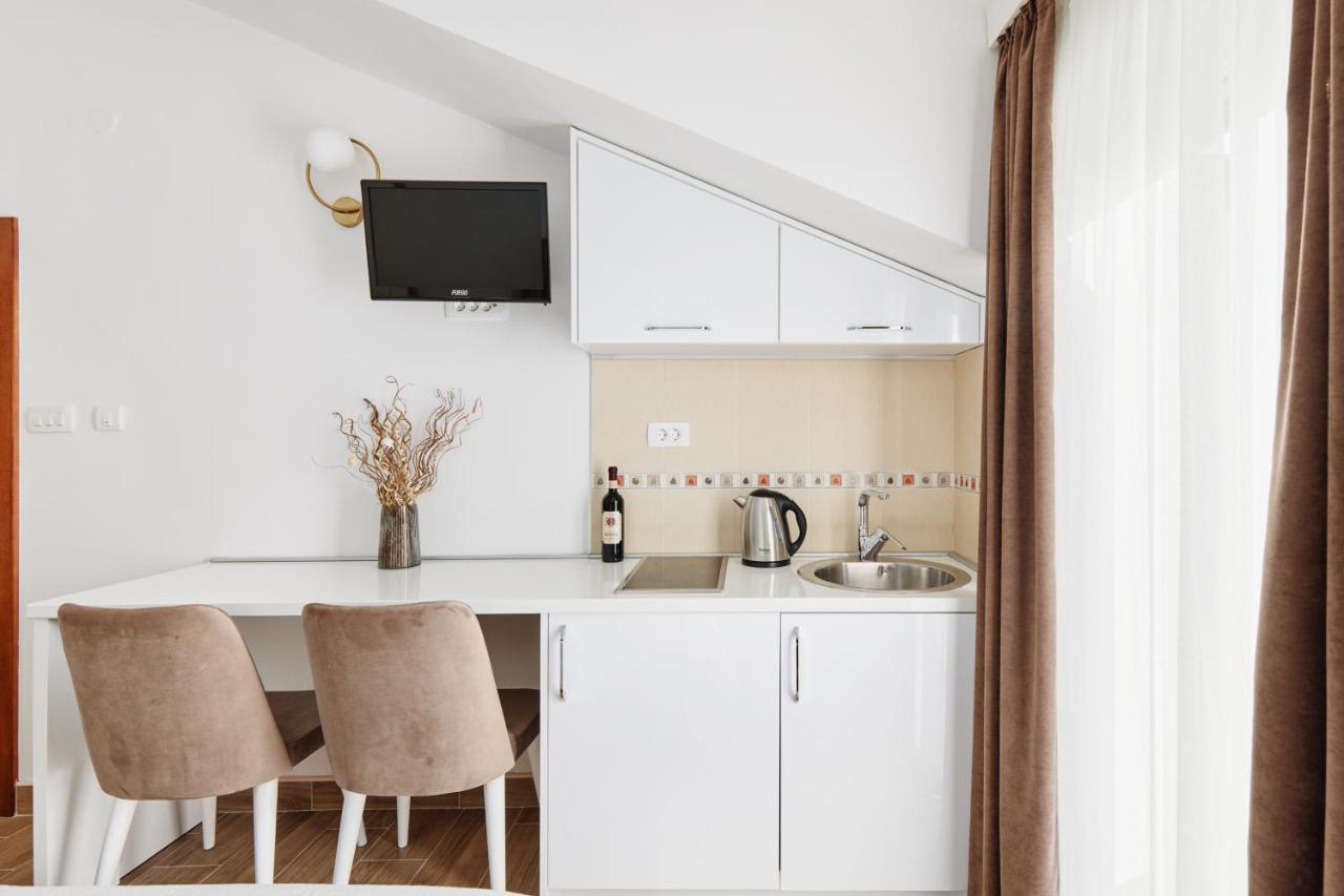 Apartments Rozer Котор Экстерьер фото