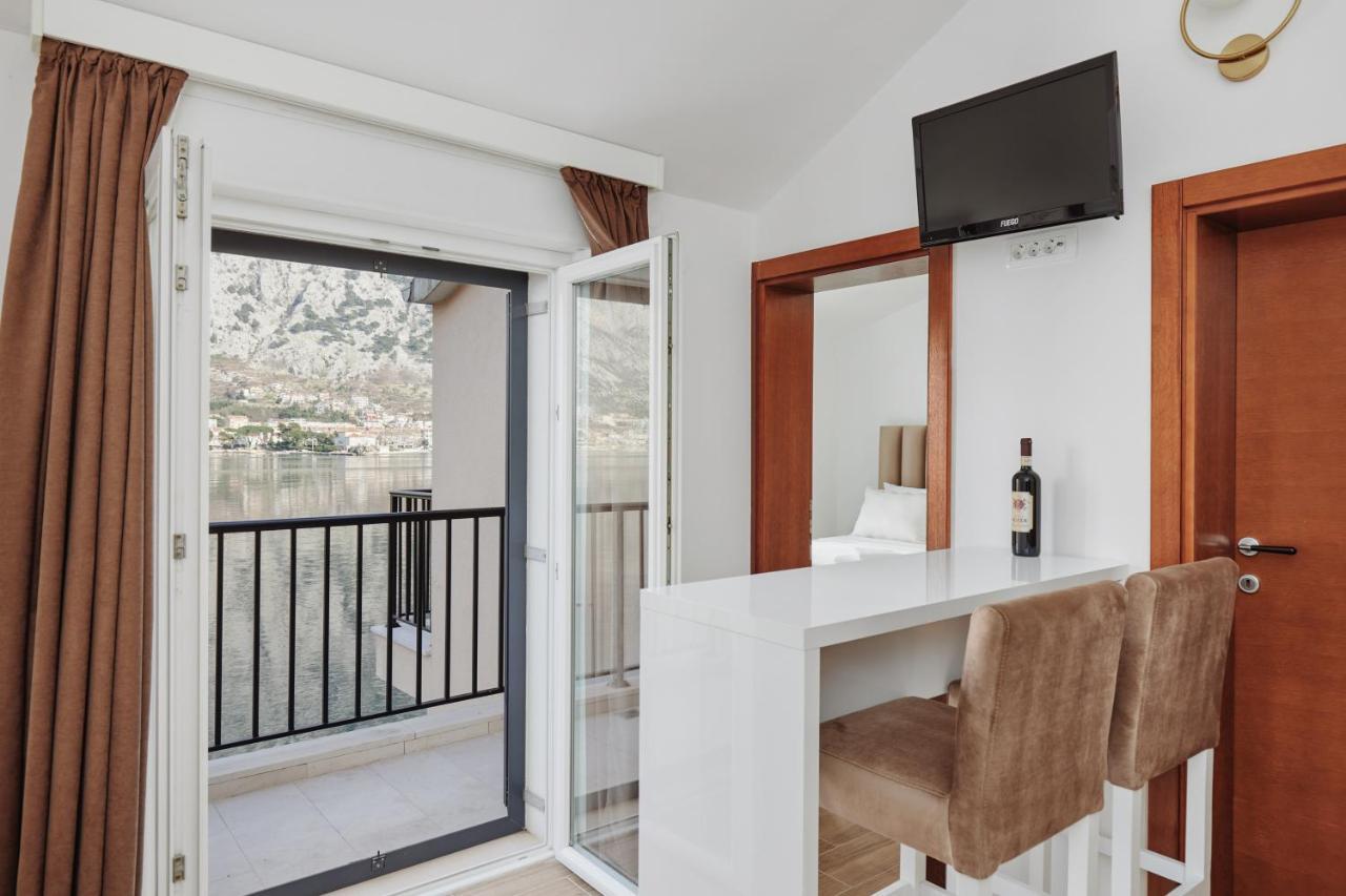 Apartments Rozer Котор Экстерьер фото