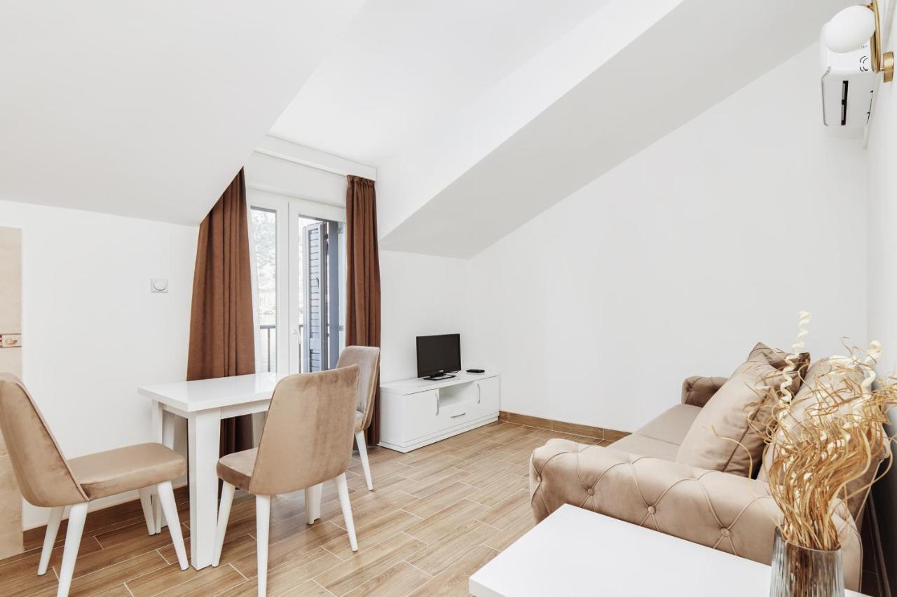 Apartments Rozer Котор Экстерьер фото