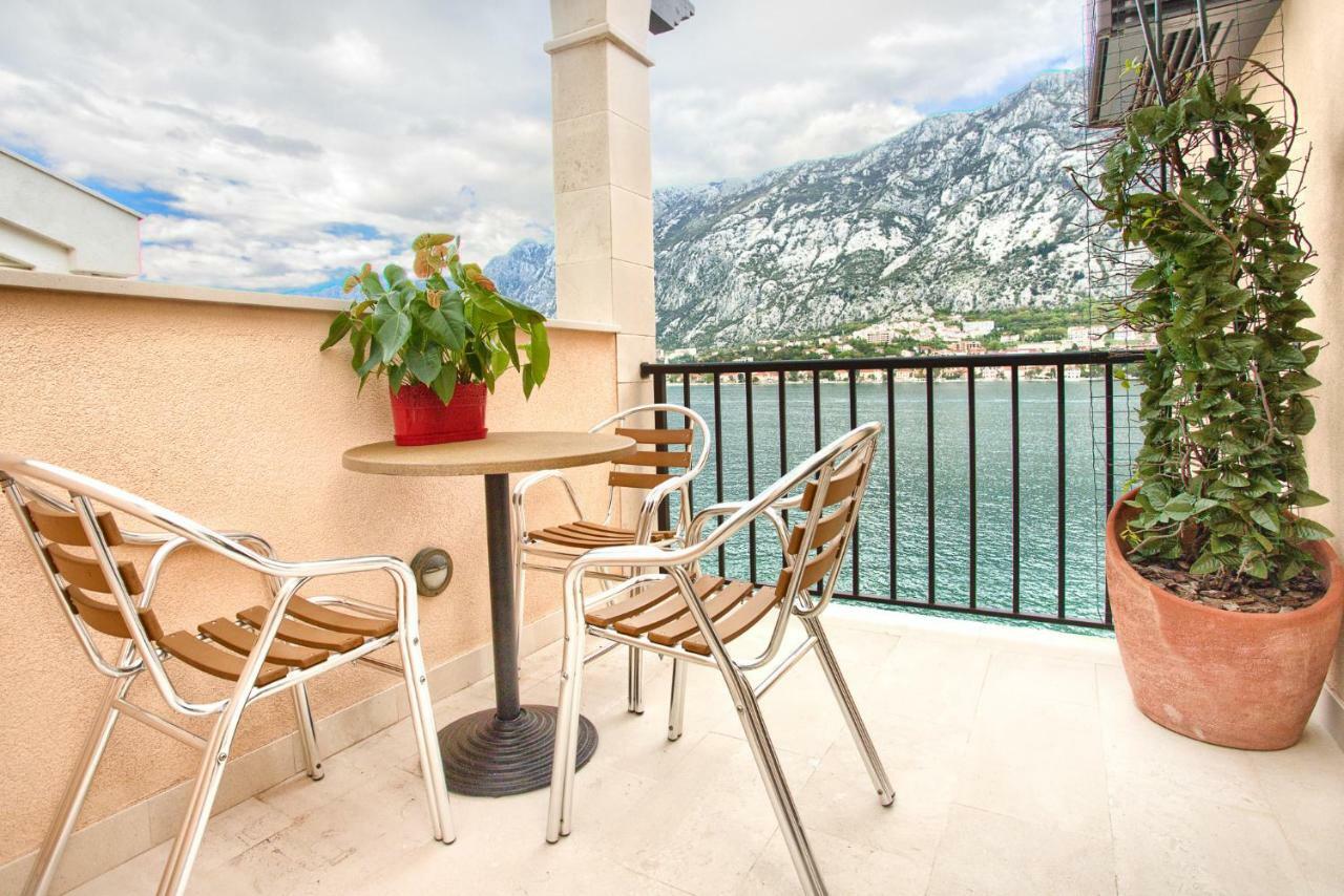 Apartments Rozer Котор Экстерьер фото