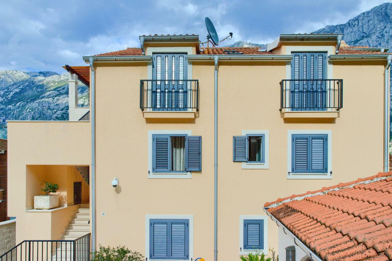 Apartments Rozer Котор Экстерьер фото